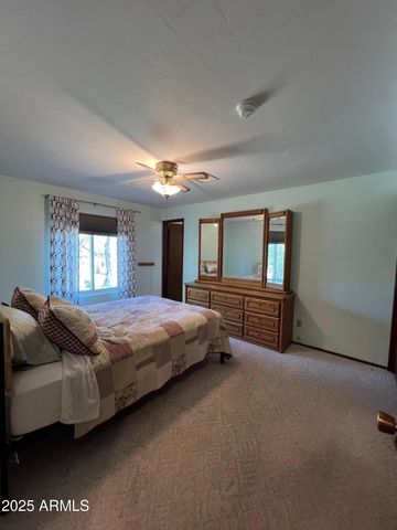 374 W Duane Street, Benson, AZ 85602