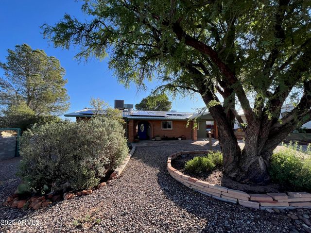374 W Duane Street, Benson, AZ 85602