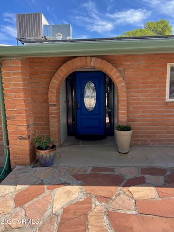 374 W Duane Street, Benson, AZ 85602