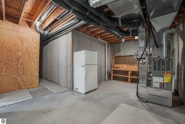 2664 E Crown Drive, Traverse City, MI 49685