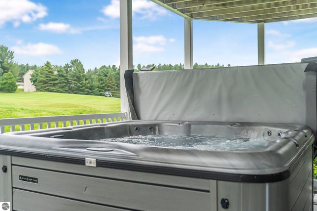 2664 E Crown Drive, Traverse City, MI 49685