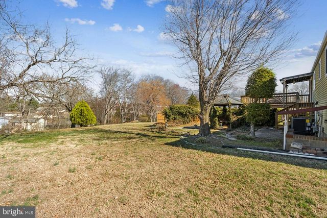 5068 MACNAMARA DR, Fredericksburg, VA 22407