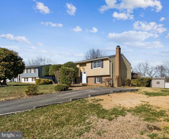 5068 MACNAMARA DR, Fredericksburg, VA 22407