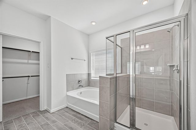 2122 Rosillo Brook Drive, Baytown, TX 77521