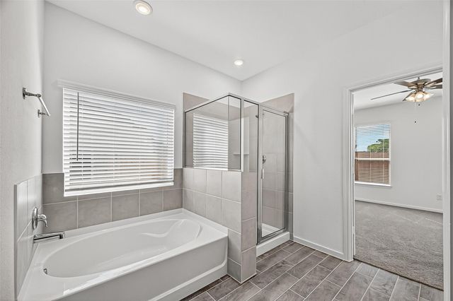 2122 Rosillo Brook Drive, Baytown, TX 77521