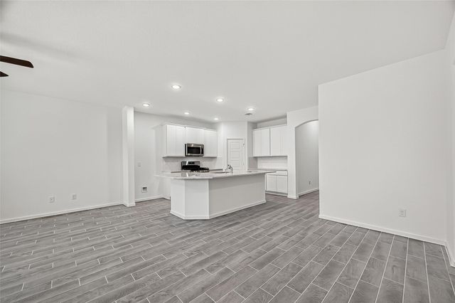 2122 Rosillo Brook Drive, Baytown, TX 77521