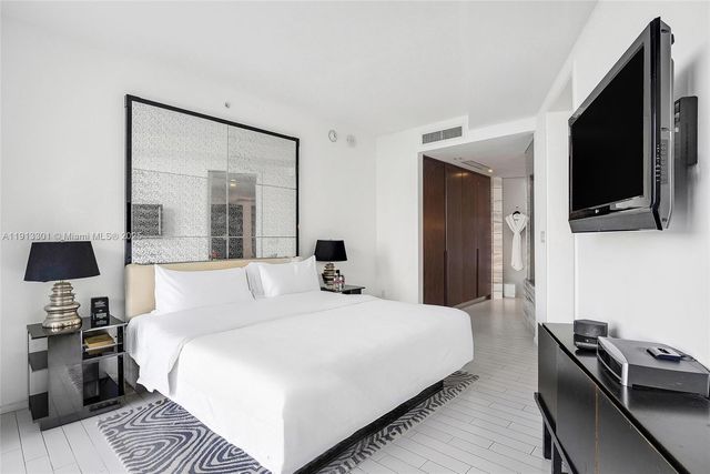 2201 Collins Ave 431, Miami Beach, FL 33139