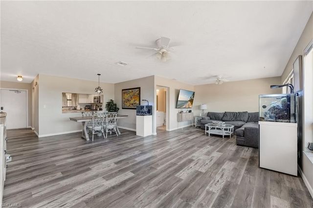 12498 Riverside DR 205, Fort Myers, FL 33919