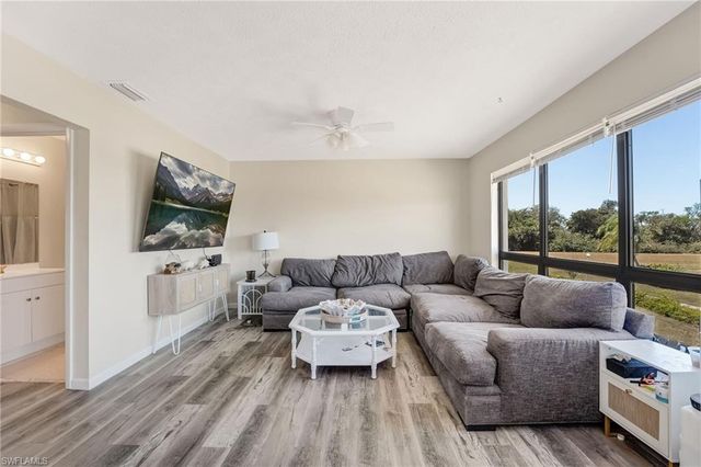 12498 Riverside DR 205, Fort Myers, FL 33919