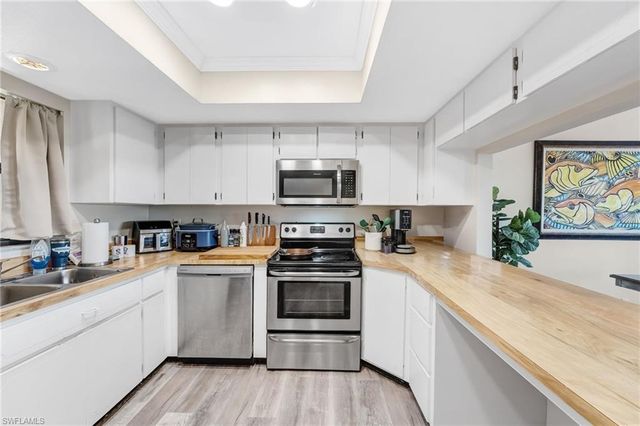 12498 Riverside DR 205, Fort Myers, FL 33919