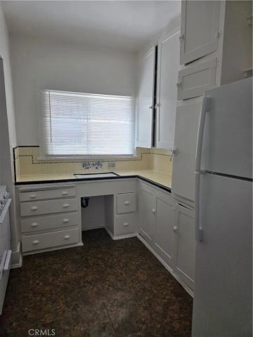 942 E 2nd 15, Long Beach, CA 90802