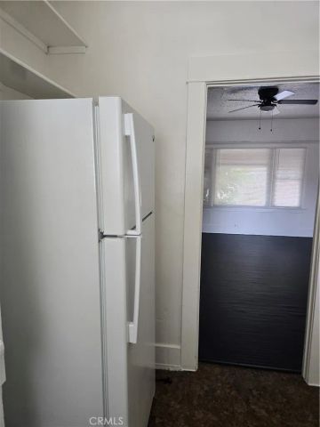 942 E 2nd 15, Long Beach, CA 90802