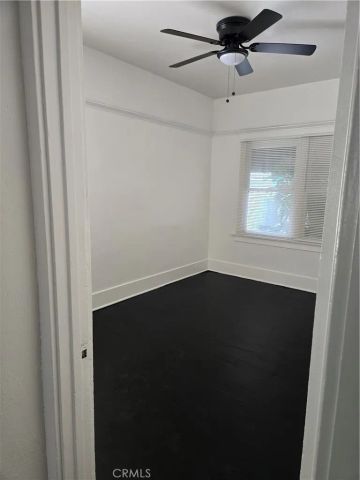 942 E 2nd 15, Long Beach, CA 90802