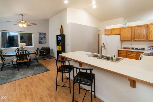 786 NE Tierra Road, Bend, OR 97701