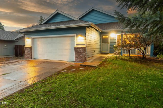 786 NE Tierra Road, Bend, OR 97701