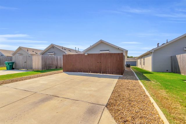 1485 Sterling Way, Ferris, TX 75125