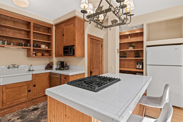 1944 Minnehaha Avenue E, Saint Paul, MN 55119