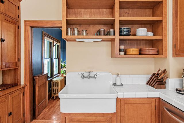 1944 Minnehaha Avenue E, Saint Paul, MN 55119