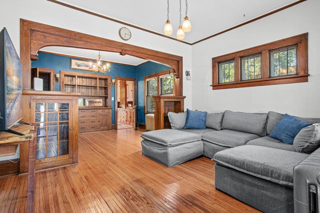 1944 Minnehaha Avenue E, Saint Paul, MN 55119