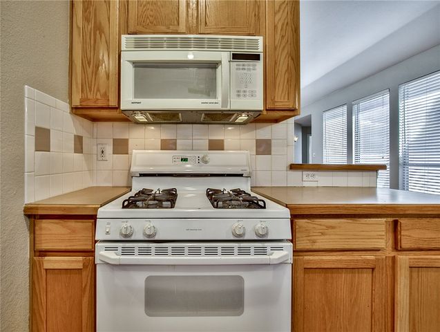 4424 Maple Shade Avenue, Sachse, TX 75048