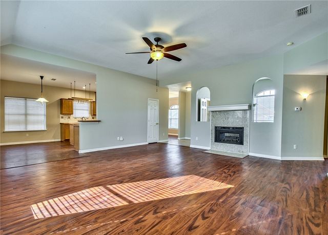 4424 Maple Shade Avenue, Sachse, TX 75048