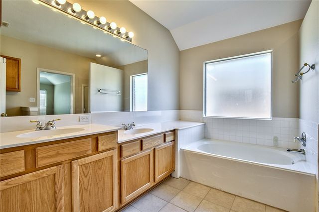 4424 Maple Shade Avenue, Sachse, TX 75048