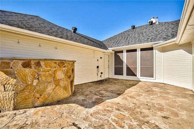 4424 Maple Shade Avenue, Sachse, TX 75048
