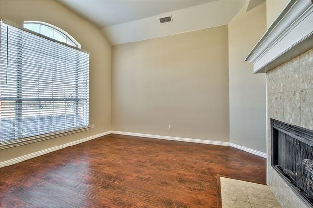 4424 Maple Shade Avenue, Sachse, TX 75048