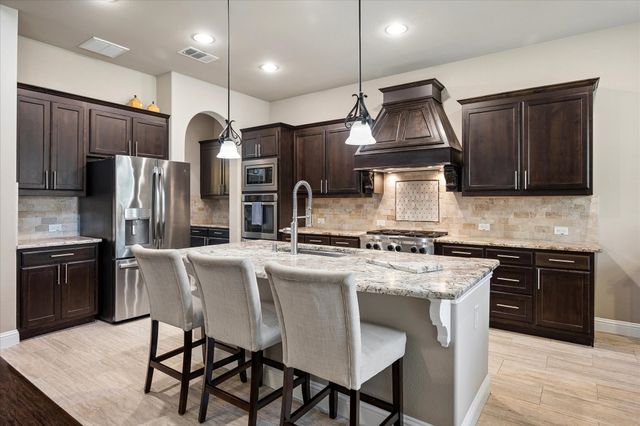 9601 Bowman Drive, Fort Worth, TX 76244