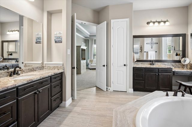 9601 Bowman Drive, Fort Worth, TX 76244