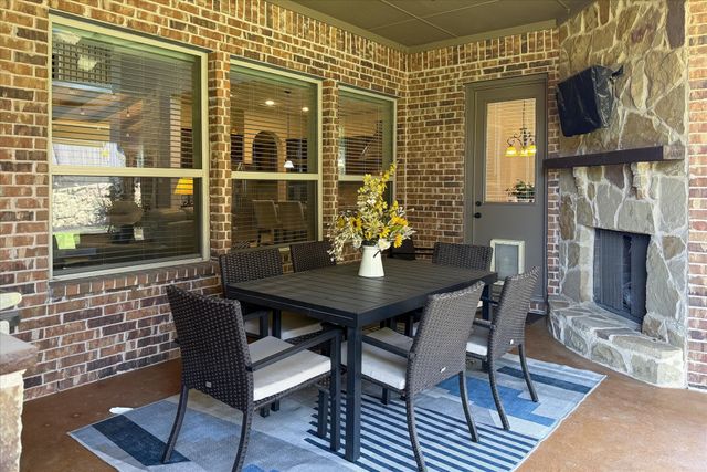9601 Bowman Drive, Fort Worth, TX 76244