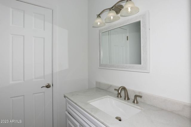 6226 S Hazelton Lane, Tempe, AZ 85283