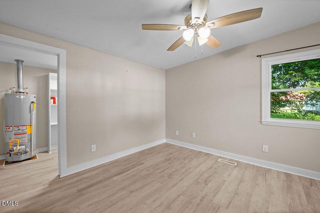 411 S 6th Street, Smithfield, NC 27577