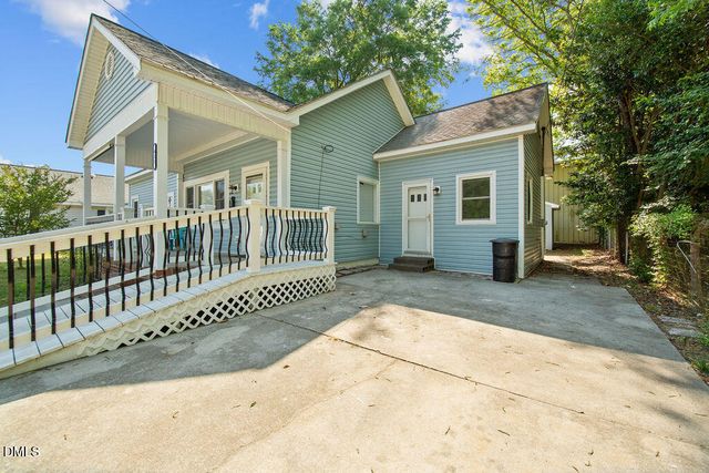 411 S 6th Street, Smithfield, NC 27577