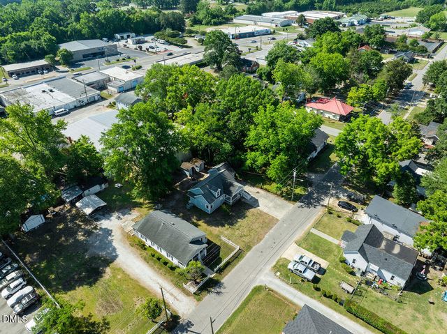 411 S 6th Street, Smithfield, NC 27577