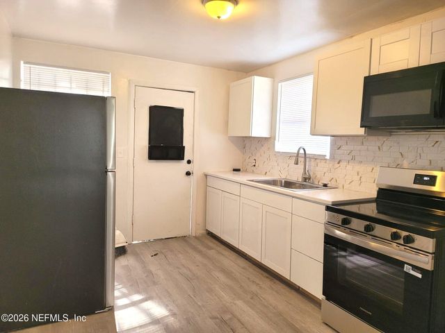 1084 HURON Street, Jacksonville, FL 32254