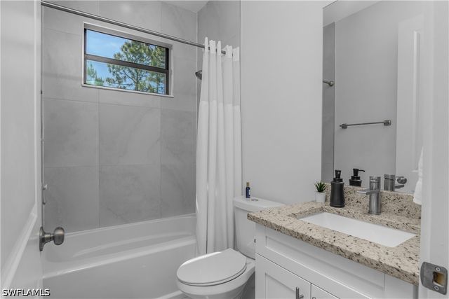 3574 50th AVE NE, Naples, FL 34120