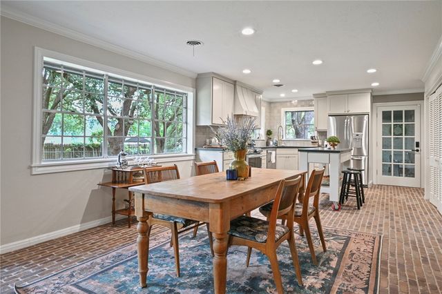 1307 East 31st Street, Bryan, TX 77802