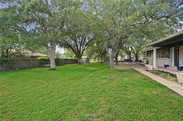 1307 East 31st Street, Bryan, TX 77802