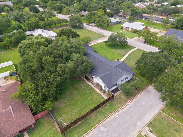 1307 East 31st Street, Bryan, TX 77802