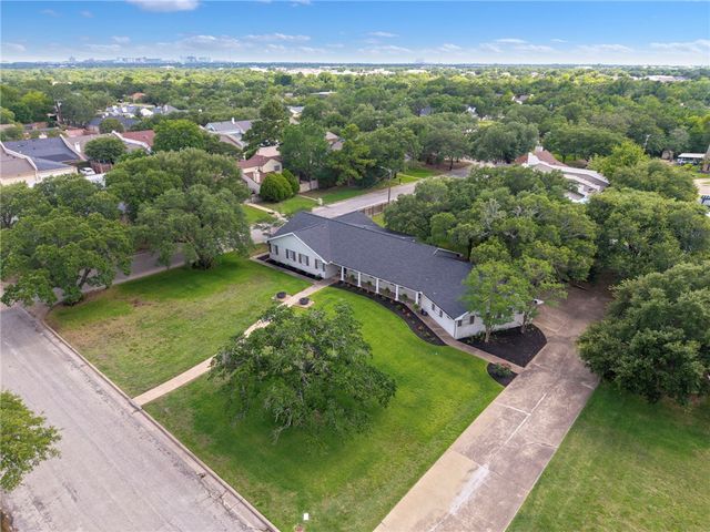 1307 East 31st Street, Bryan, TX 77802