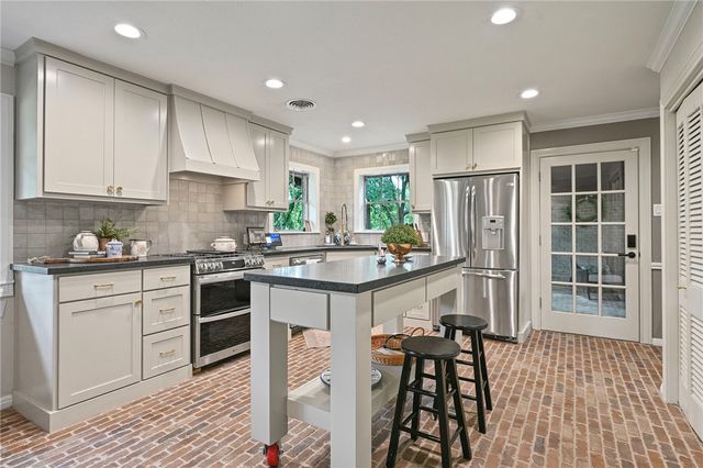 1307 East 31st Street, Bryan, TX 77802