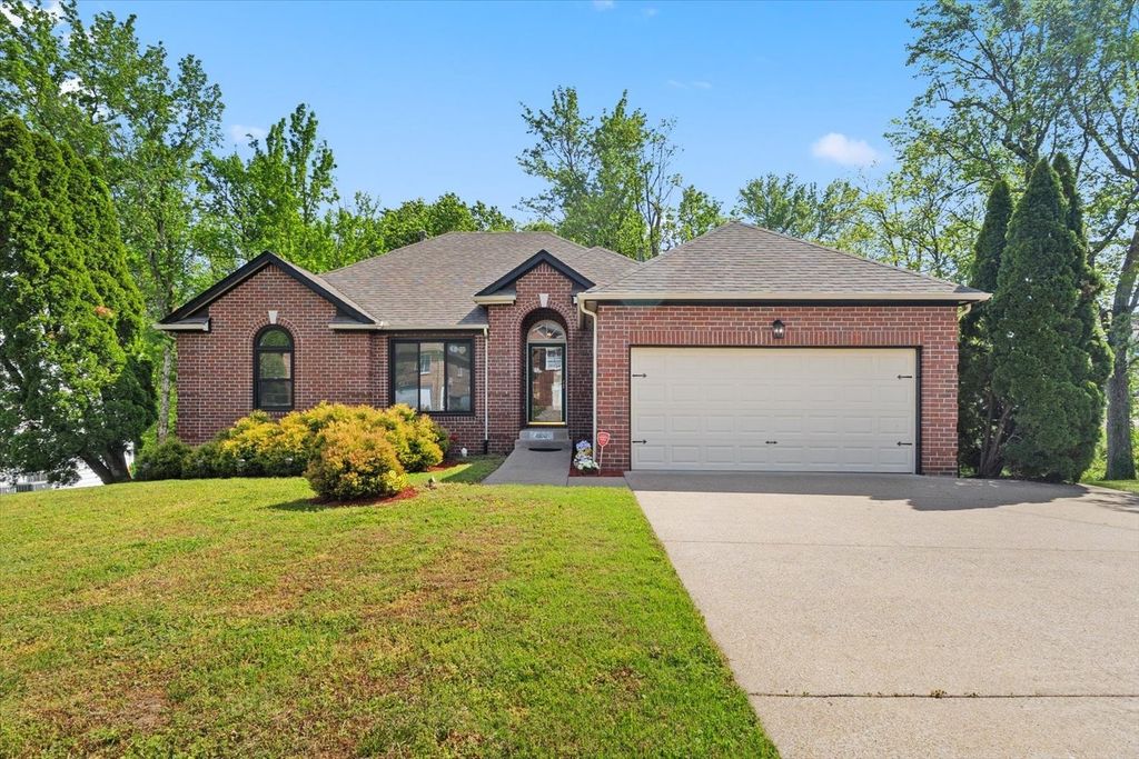 4100 New Hope Meadow Rd, Hermitage, TN 37076