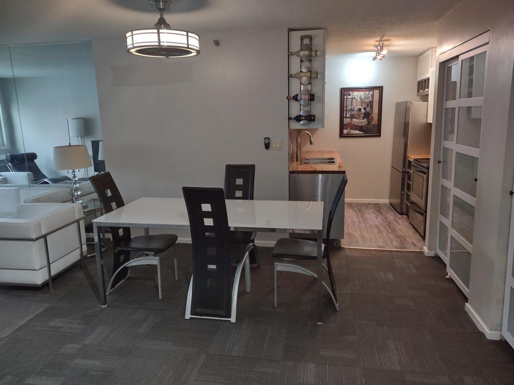 433 S 7th Street 1603, Minneapolis, MN 55415
