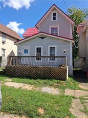 704 Smith Avenue SW, Canton, OH 44706