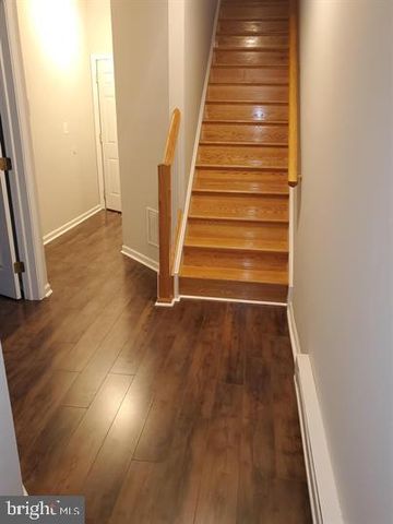 33 BREWERYTOWN CT, Philadelphia, PA 19121