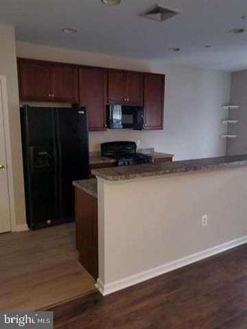 33 BREWERYTOWN CT, Philadelphia, PA 19121