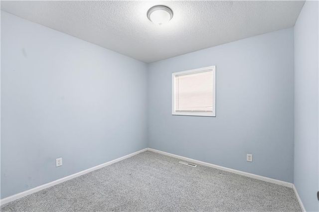 2732 S 51st Terrace, Kansas City, KS 66106