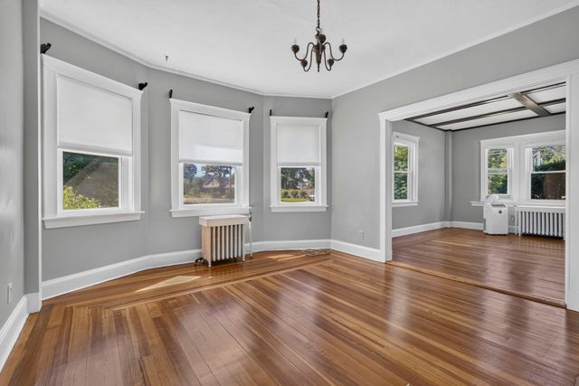 121 Oakland St, Mansfield, MA 02048