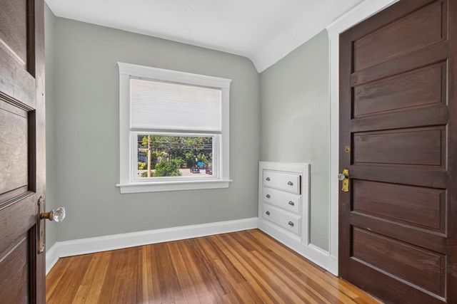 121 Oakland St, Mansfield, MA 02048